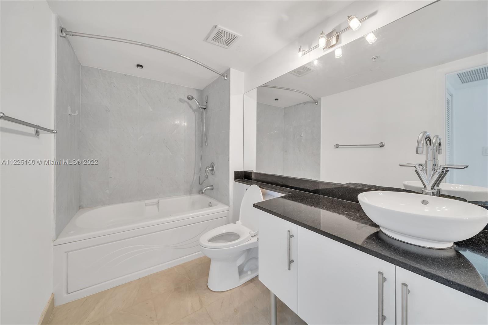 31 SE 5th St Unit: 1407
