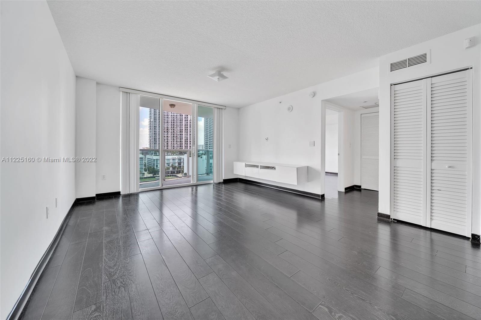 31 SE 5th St Unit: 1407
