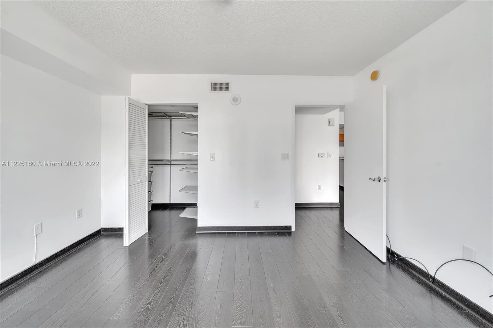 31 SE 5th St Unit: 1407