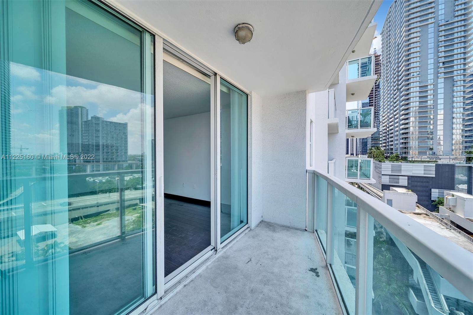 31 SE 5th St Unit: 1407