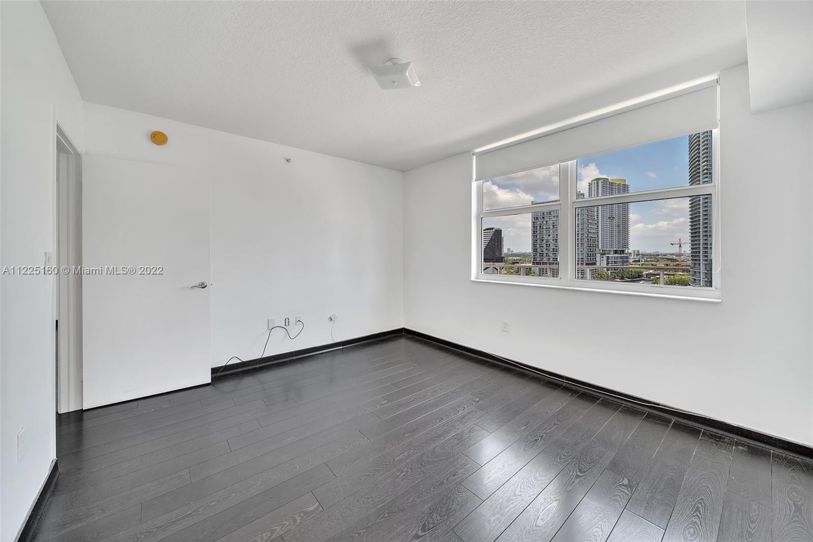 31 SE 5th St Unit: 1407