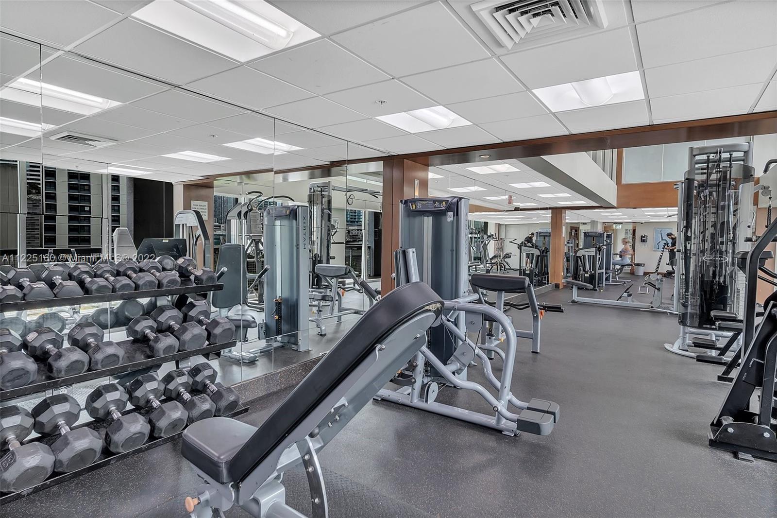 31 SE 5th St Unit: 1407