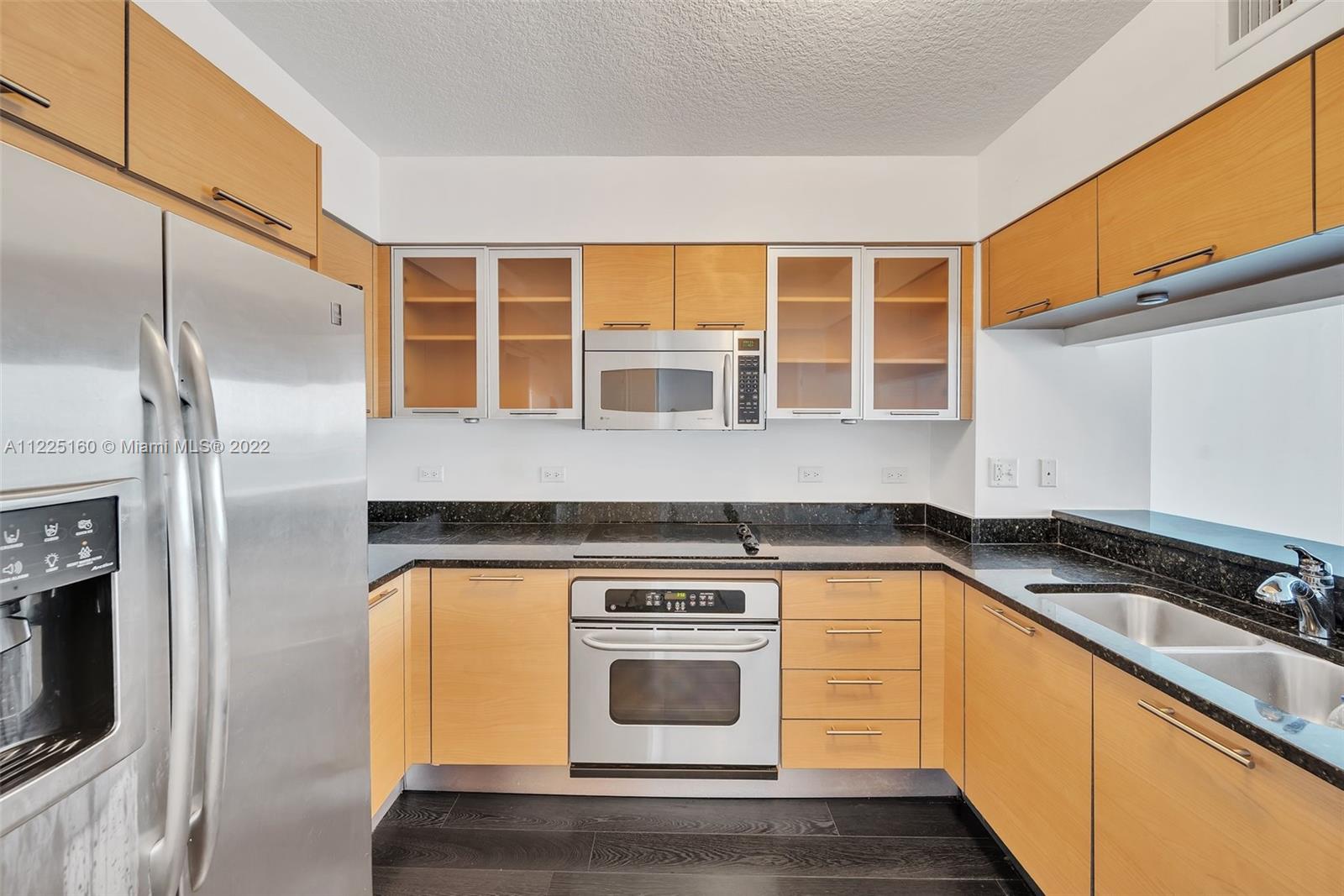 31 SE 5th St Unit: 1407