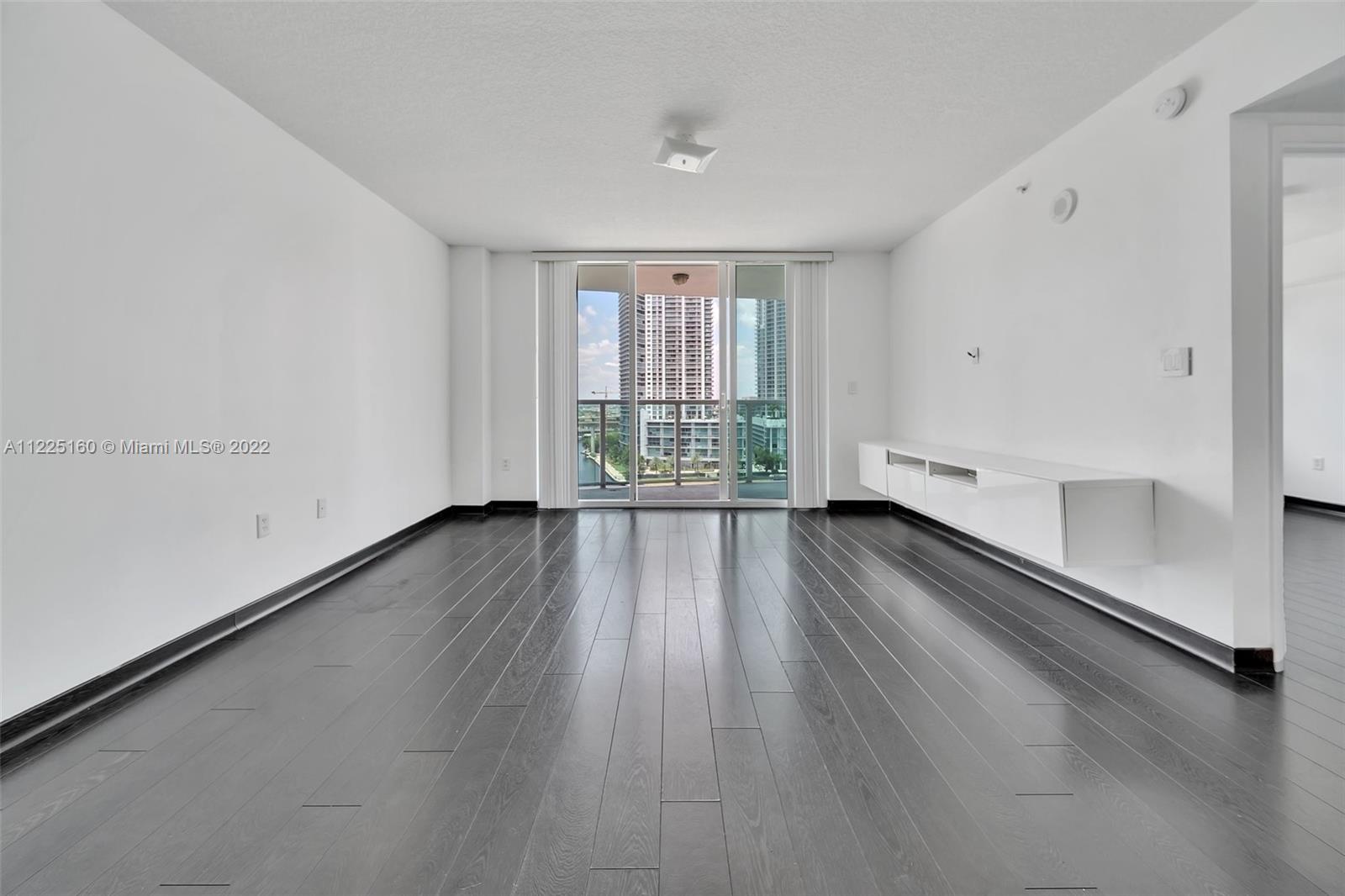 31 SE 5th St Unit: 1407