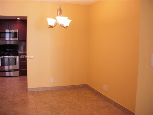 2625 Collins Ave Unit: 1202