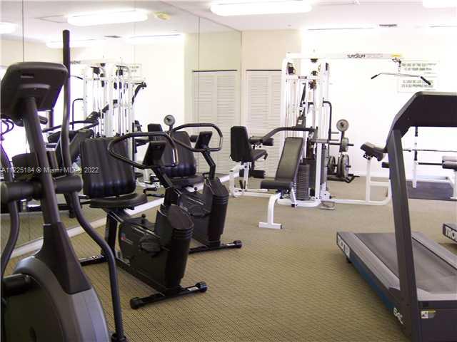 2625 Collins Ave Unit: 1202