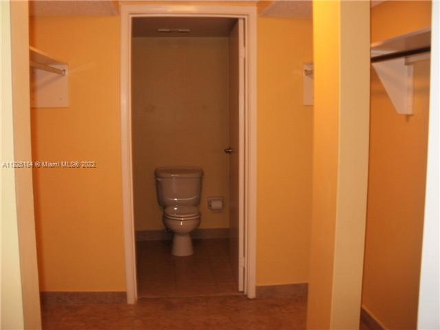2625 Collins Ave Unit: 1202