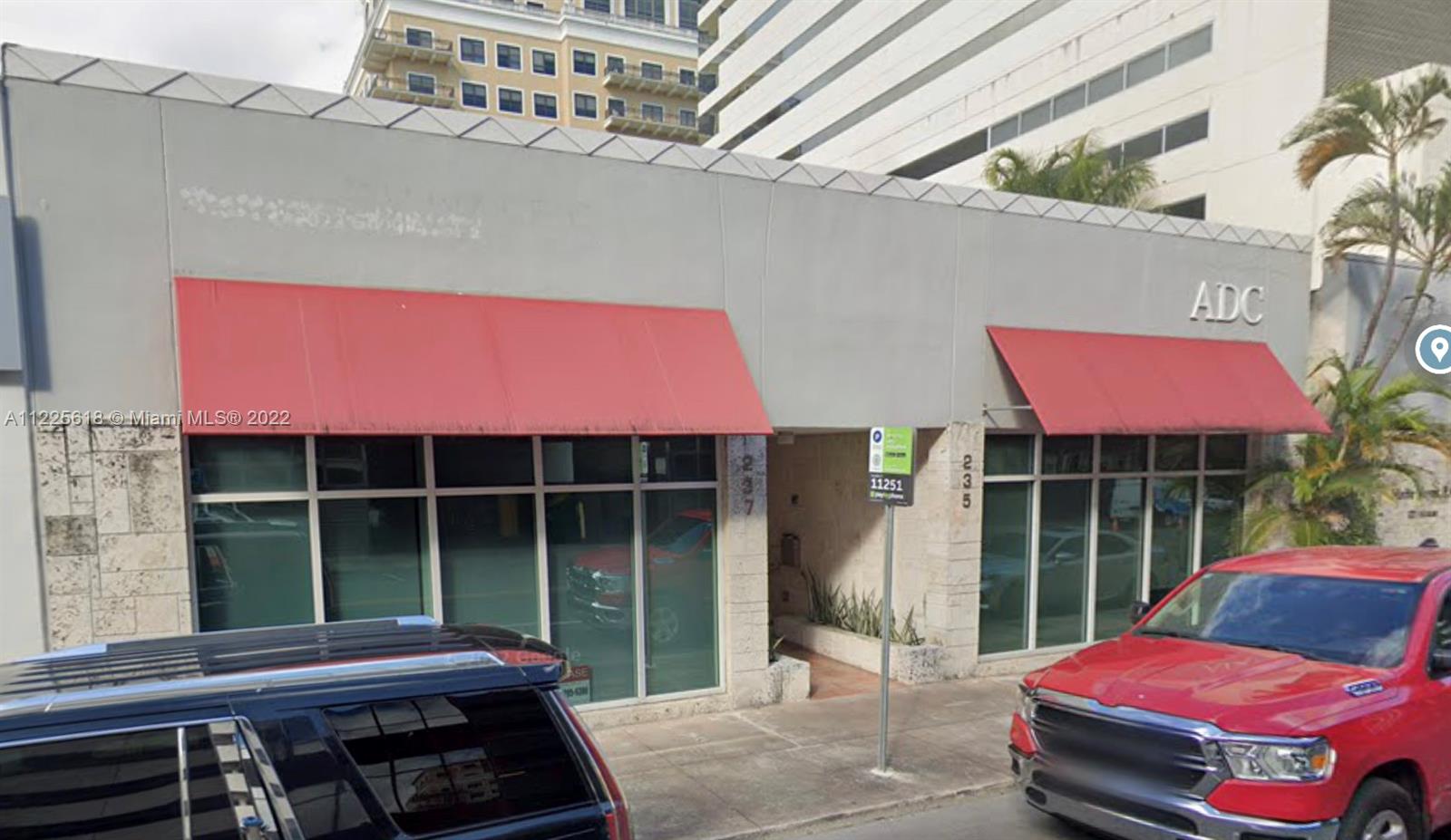 237 Alcazar Ave