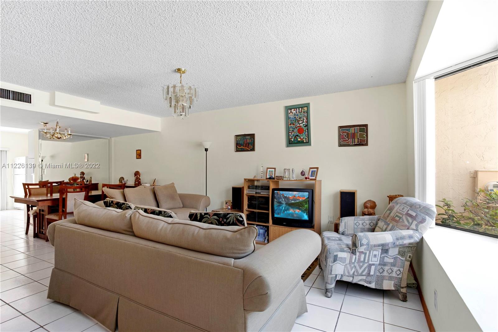 10145 SW 77th Ct