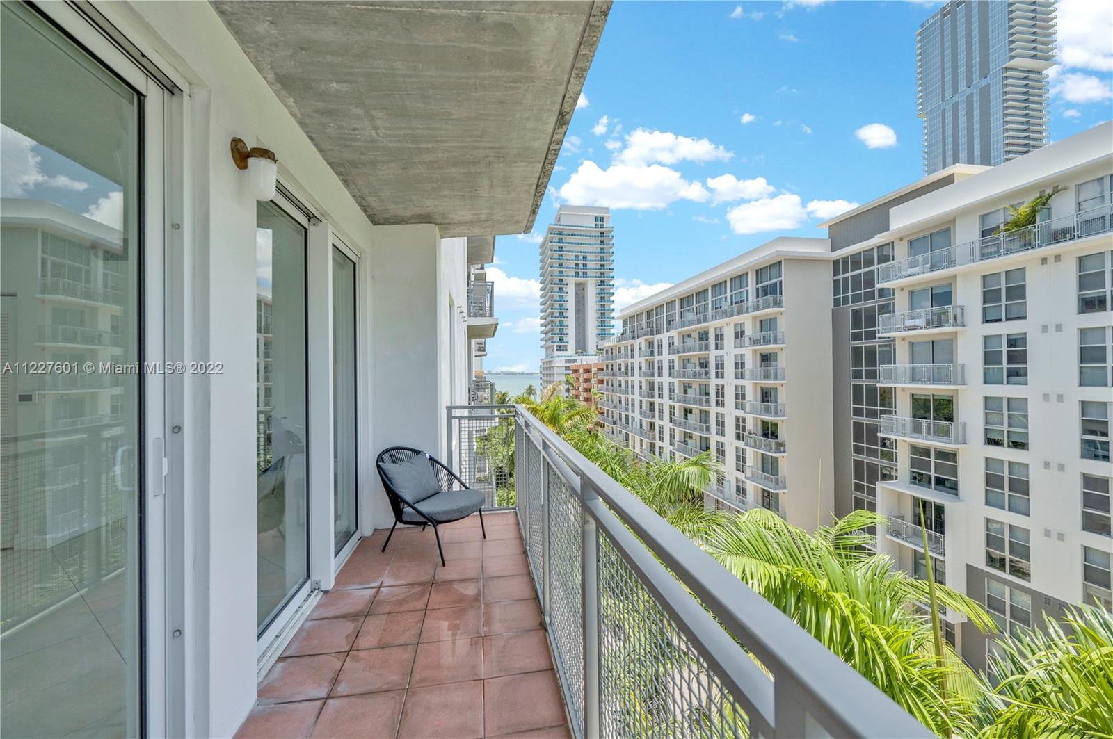 455 NE 25th St Unit: 610