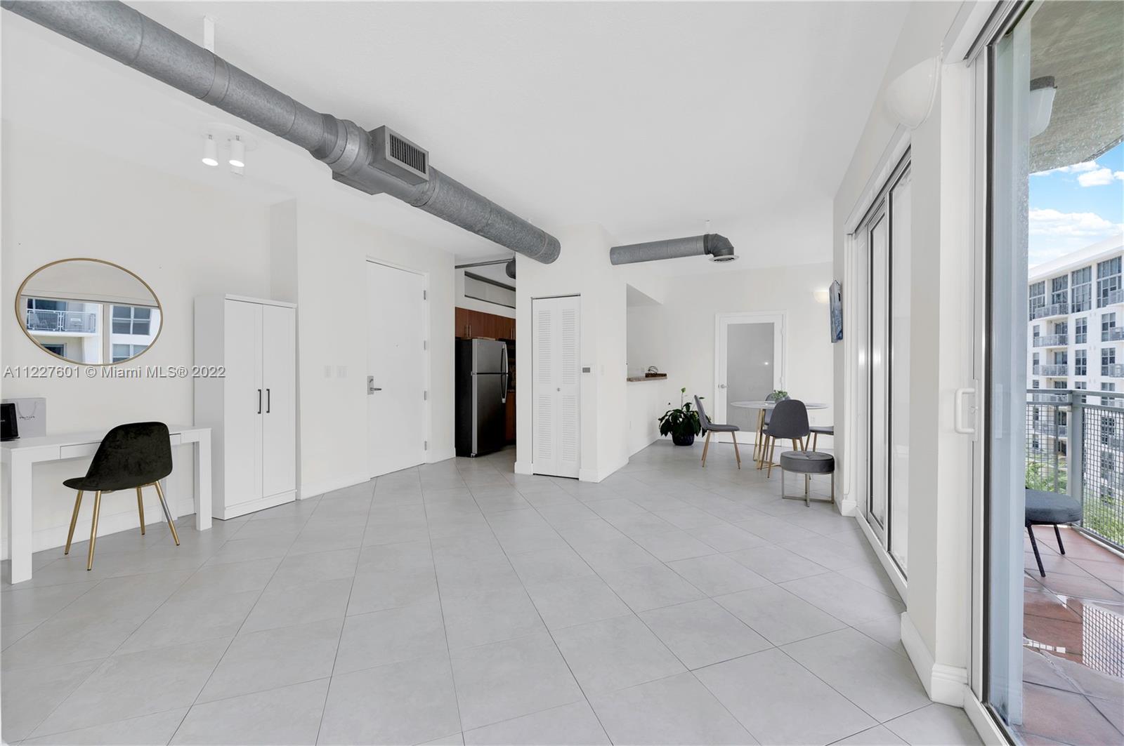 455 NE 25th St Unit: 610