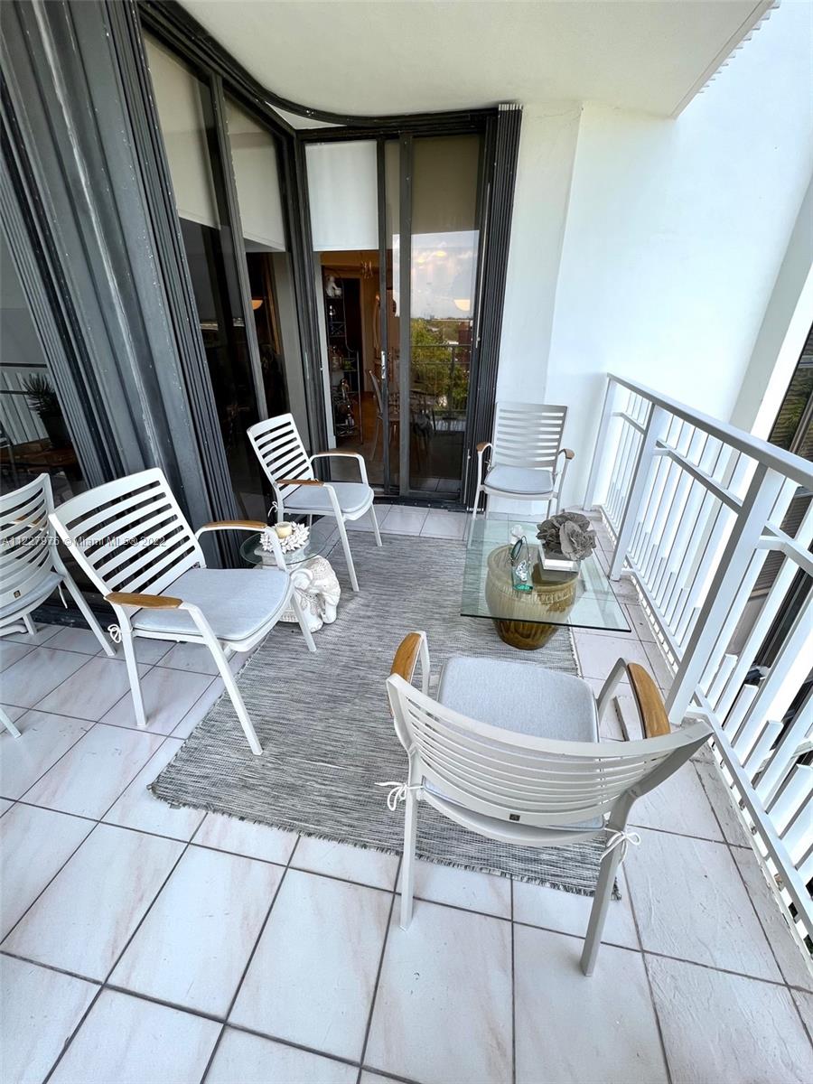 4000 Towerside Ter Unit: 606
