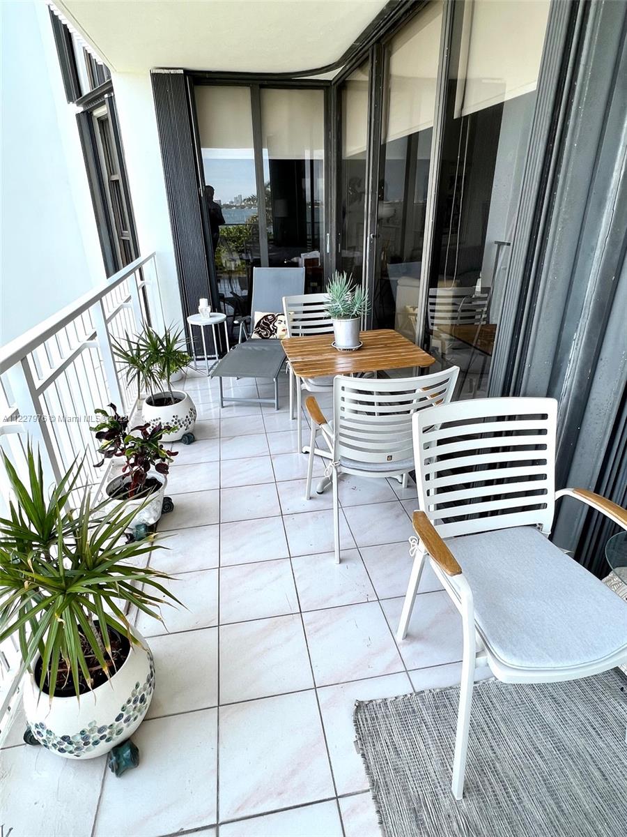 4000 Towerside Ter Unit: 606