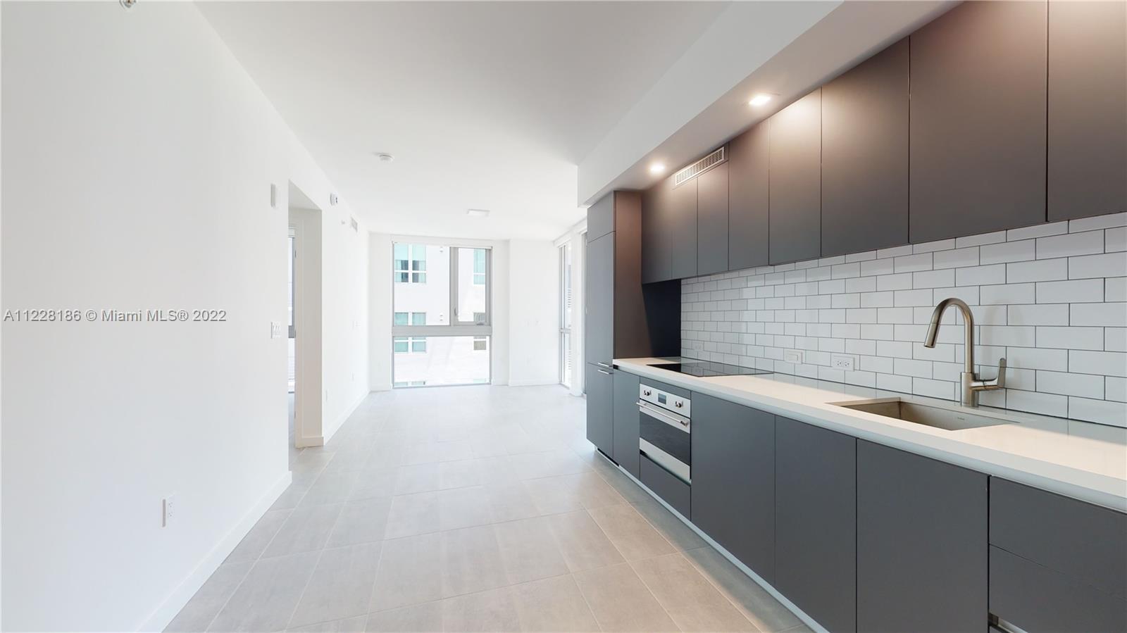 227 NE 2nd St Unit: 2209
