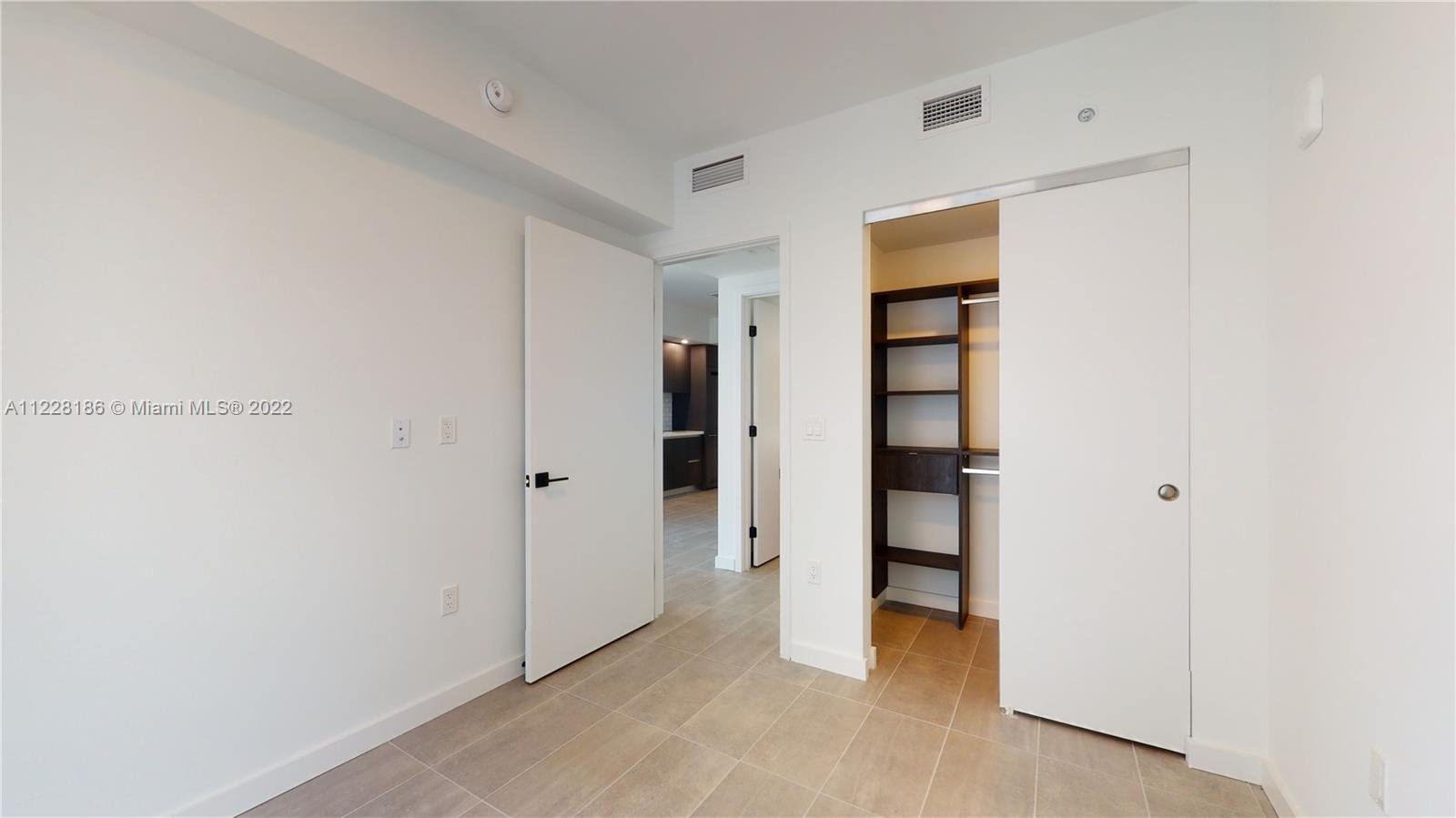 227 NE 2nd St Unit: 2209