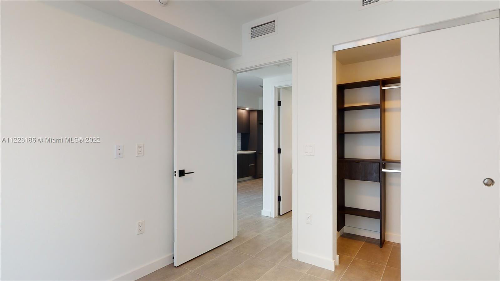 227 NE 2nd St Unit: 2209