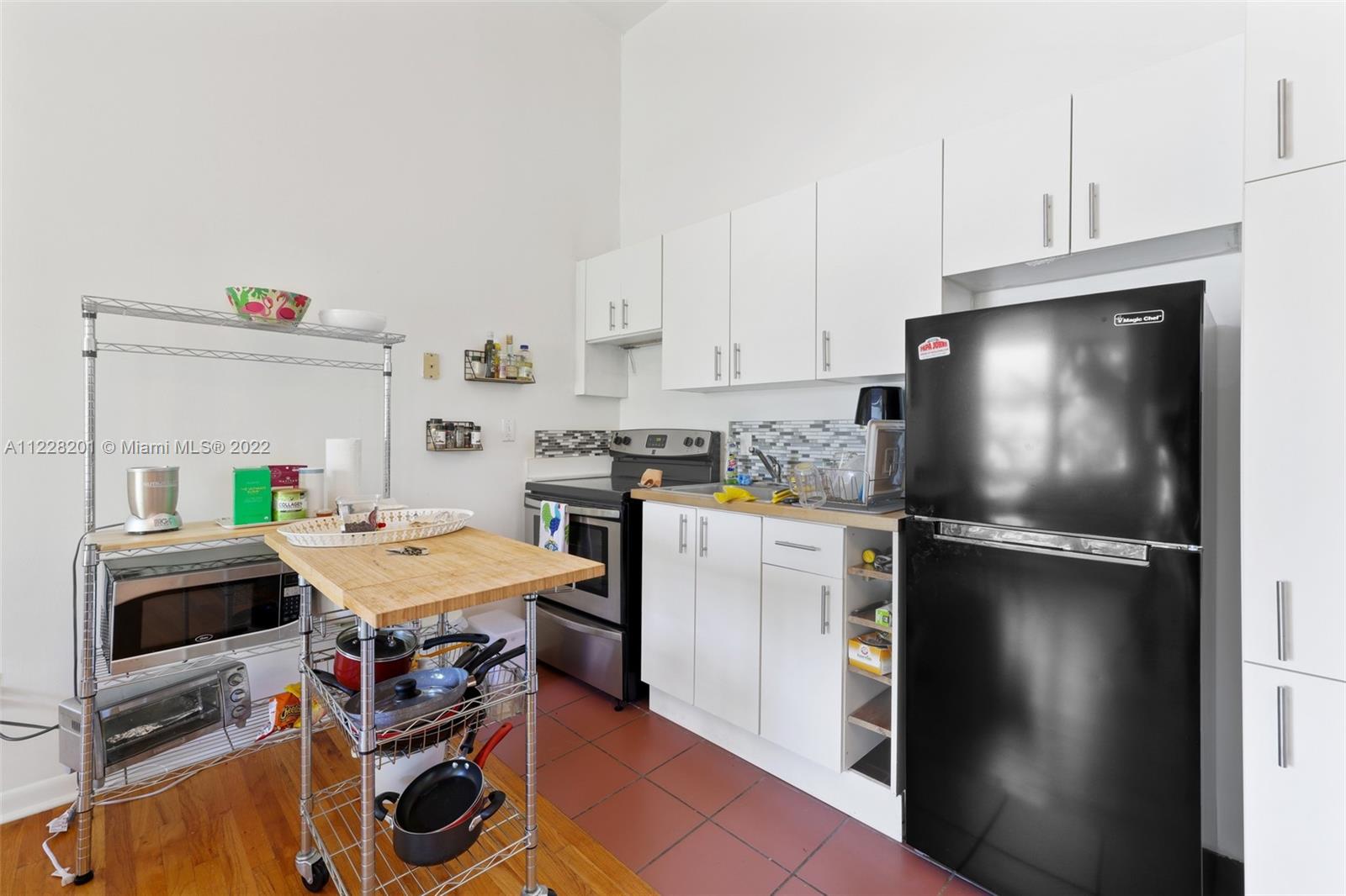1521 Lenox Ave Unit: 308