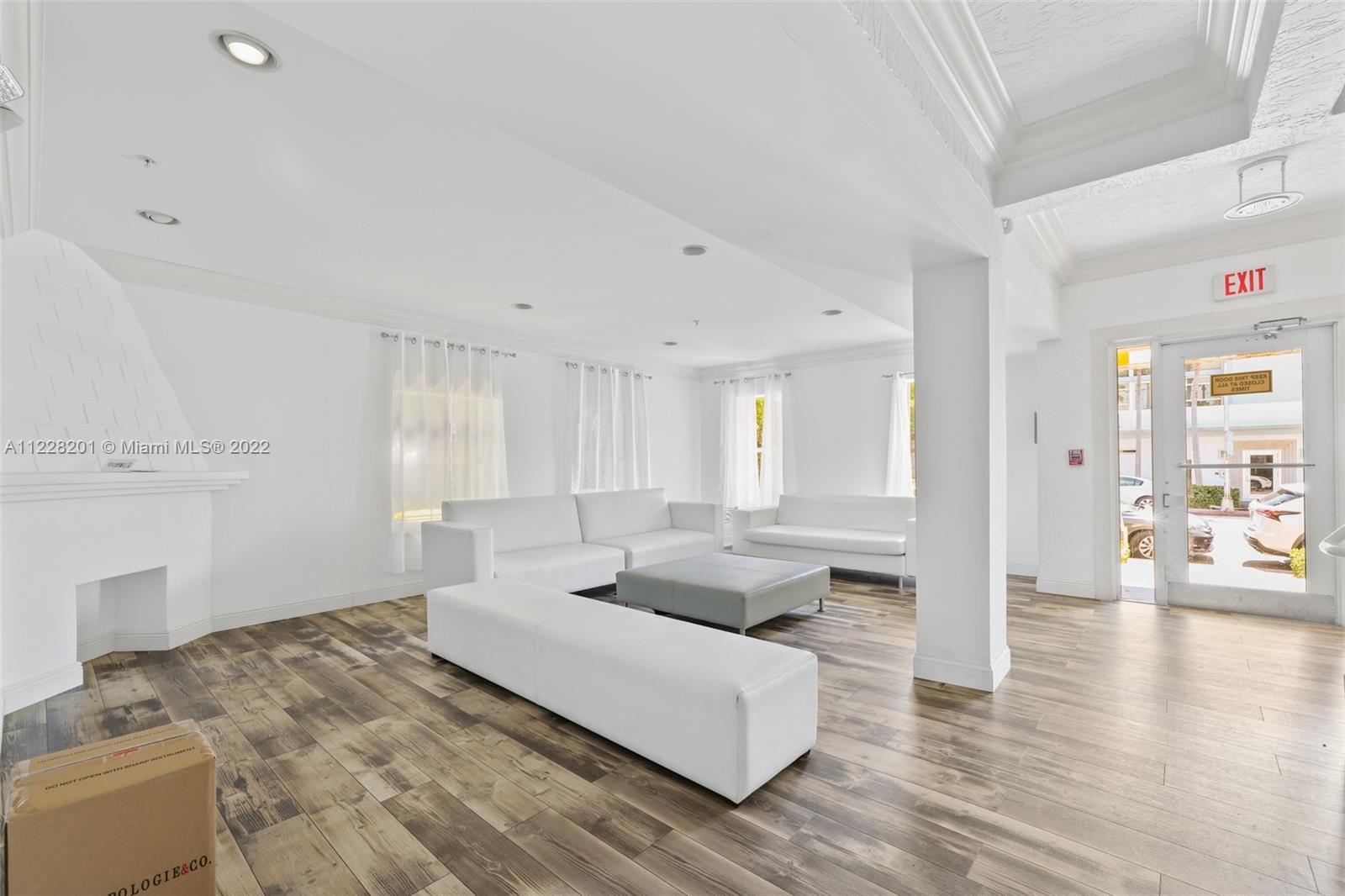 1521 Lenox Ave Unit: 308