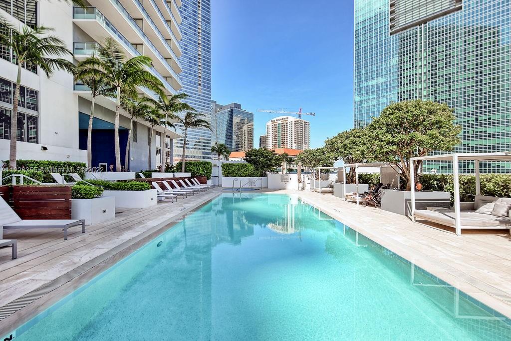 1300 Brickell Bay Dr Unit: 1010