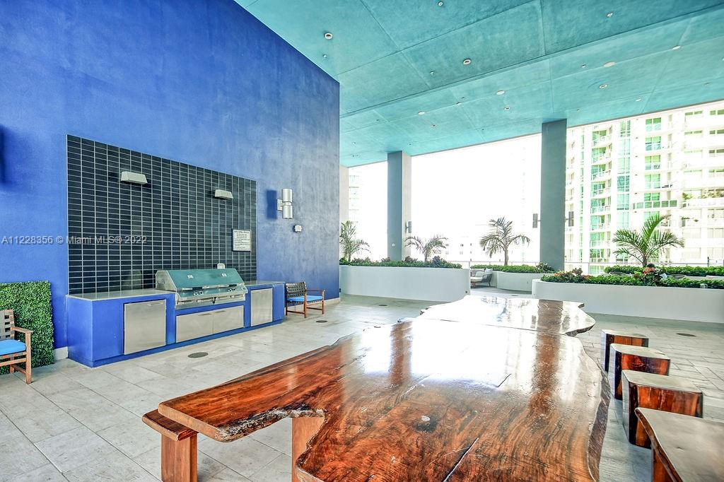 1300 Brickell Bay Dr Unit: 1010