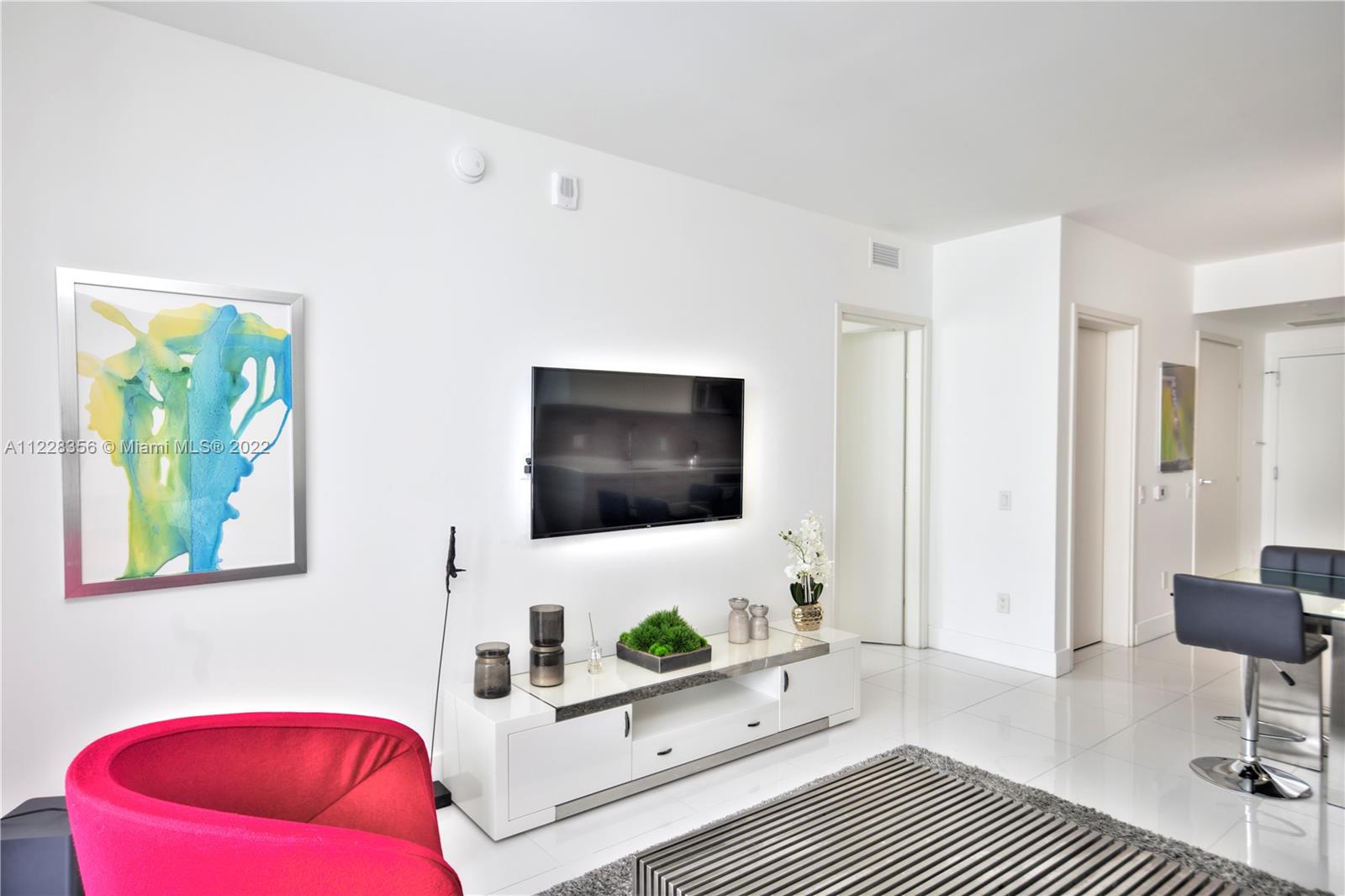 1300 Brickell Bay Dr Unit: 1010