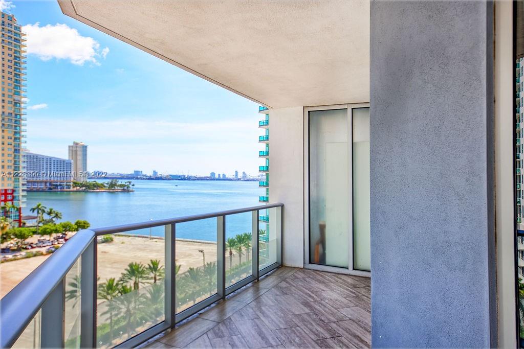 1300 Brickell Bay Dr Unit: 1010