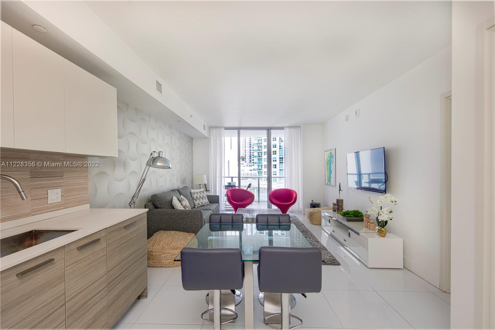 1300 Brickell Bay Dr Unit: 1010