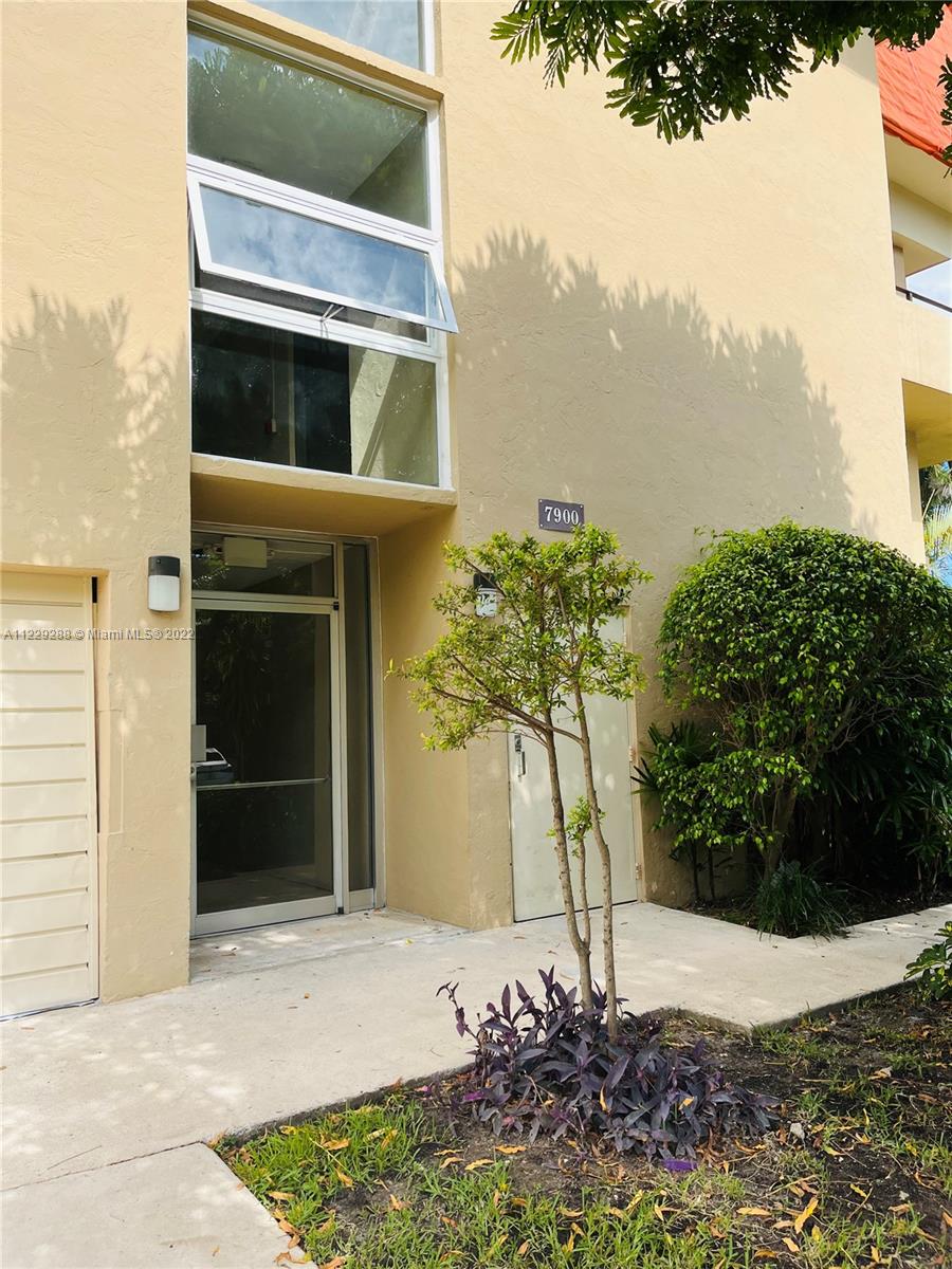 7900 Camino Cir Unit: 408