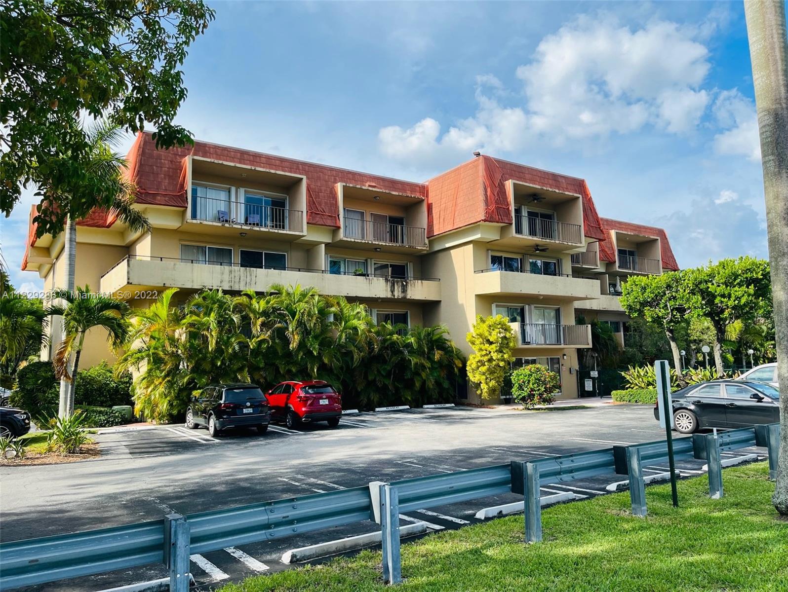 7900 Camino Cir Unit: 408