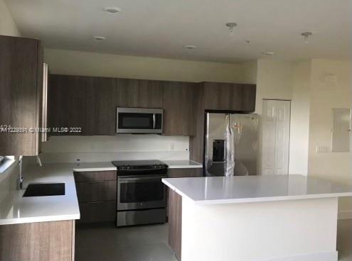 10467 NW 82nd St Unit: 16