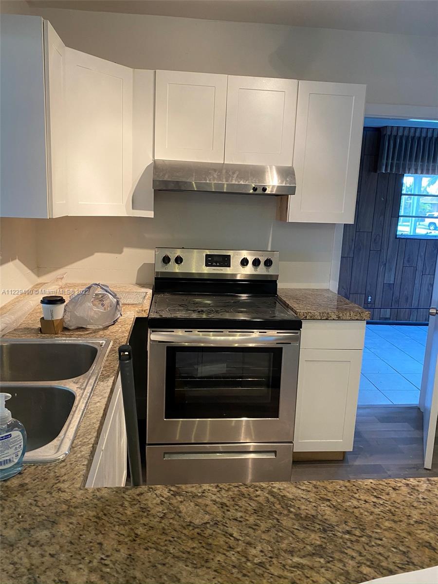 19574 NW 32nd Ct Unit: 0