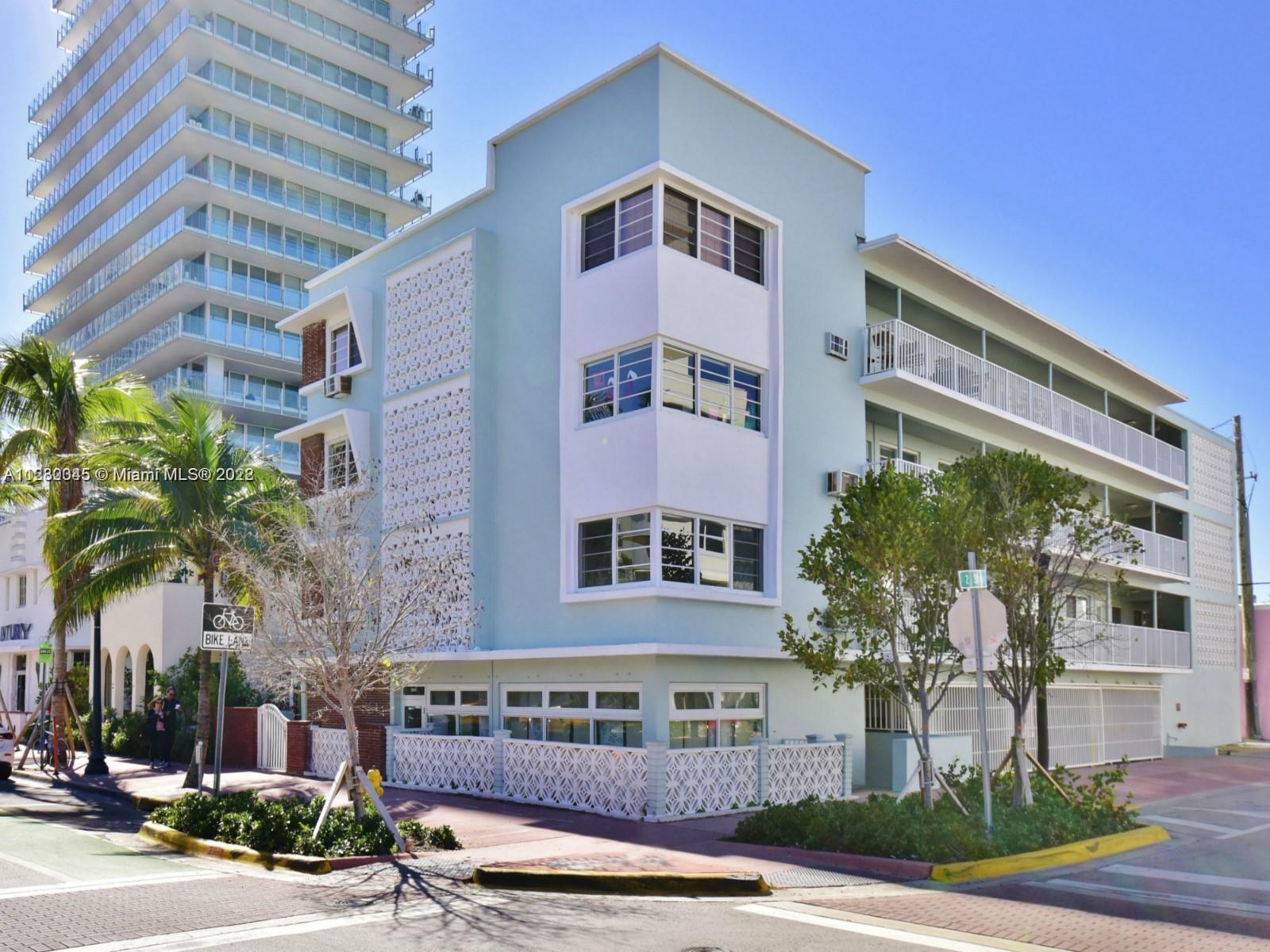158 Ocean Dr Unit: 406