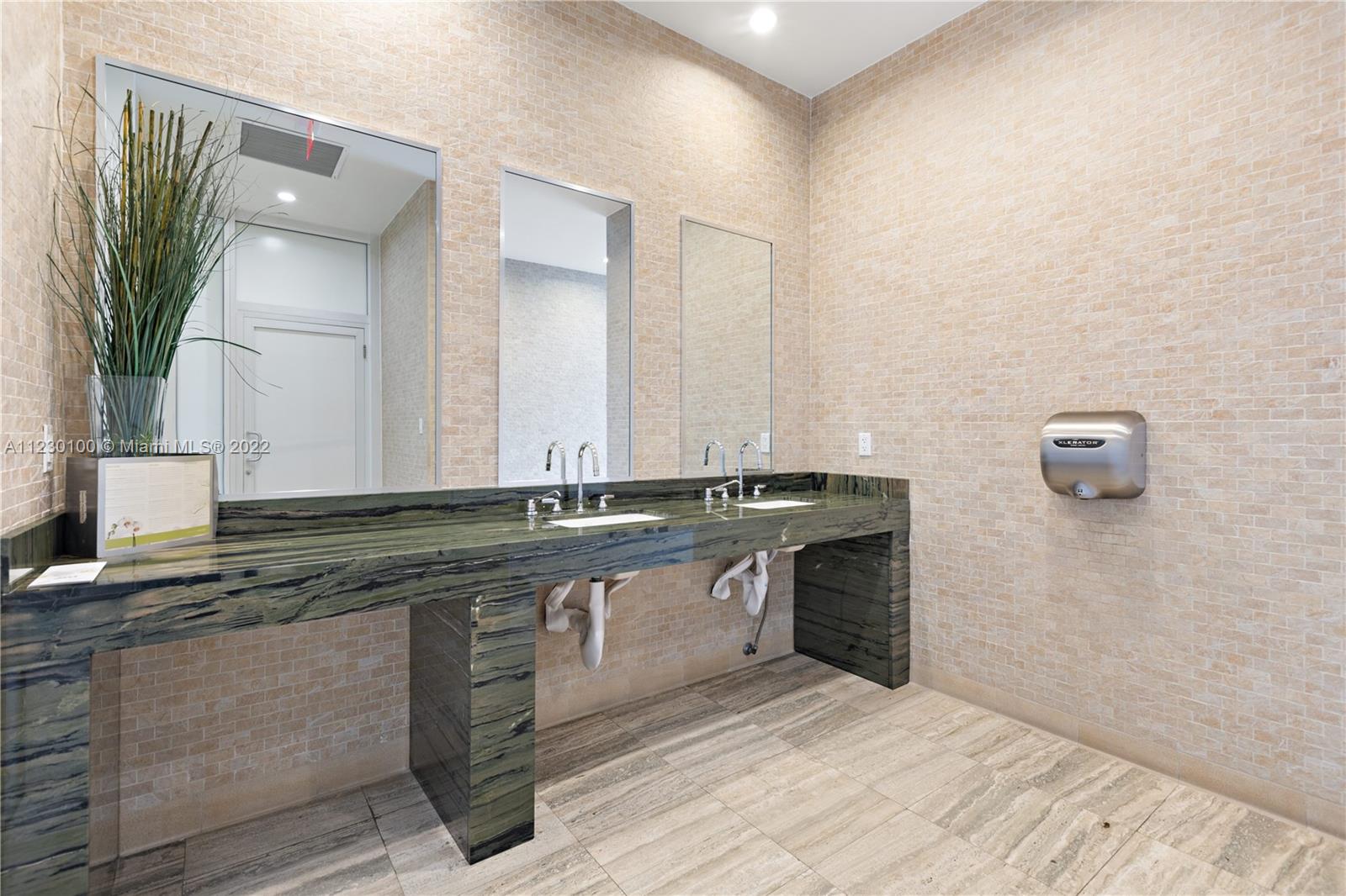 50 Biscayne Blvd Unit: 4303