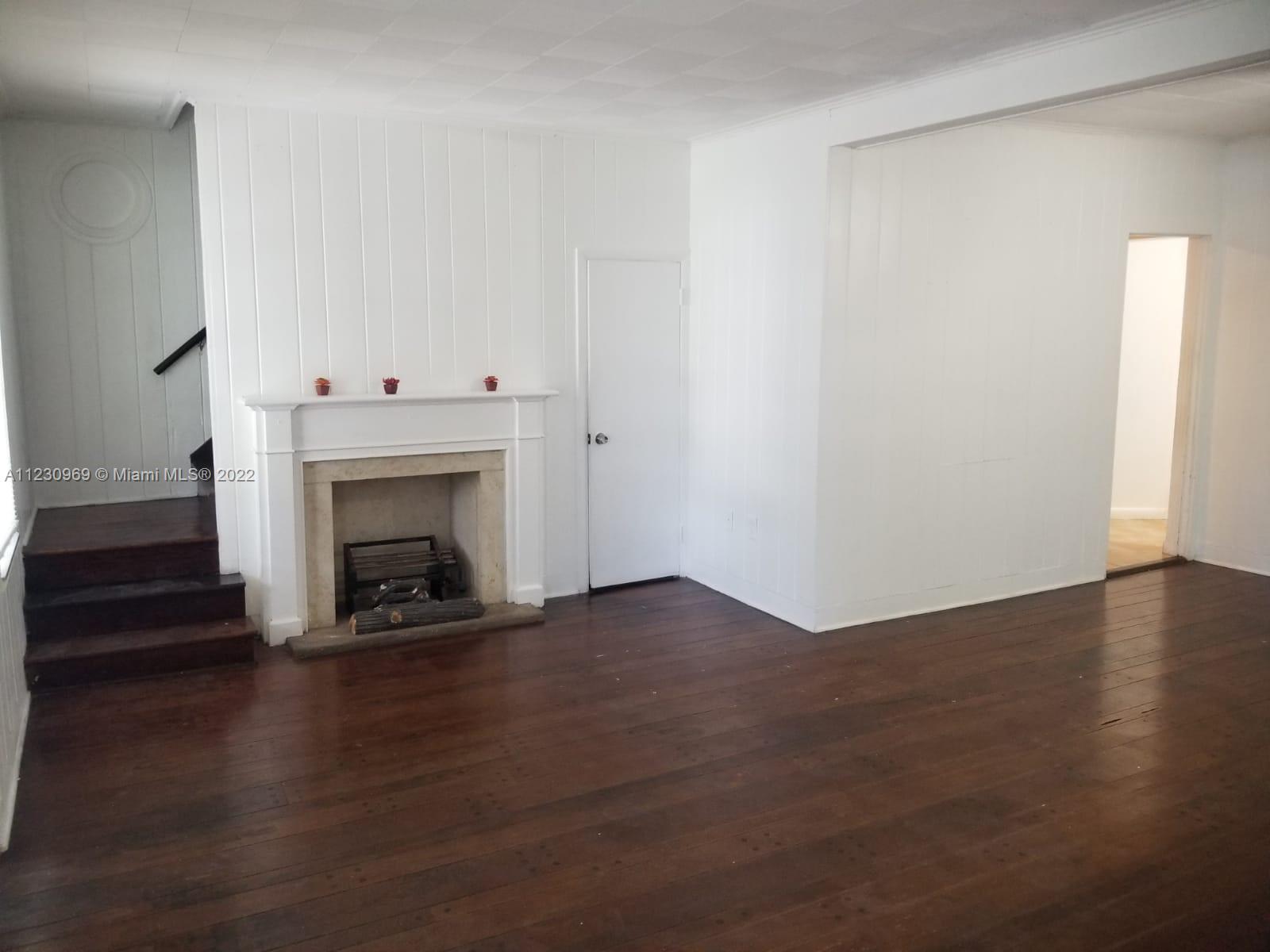 297 NE 108th St