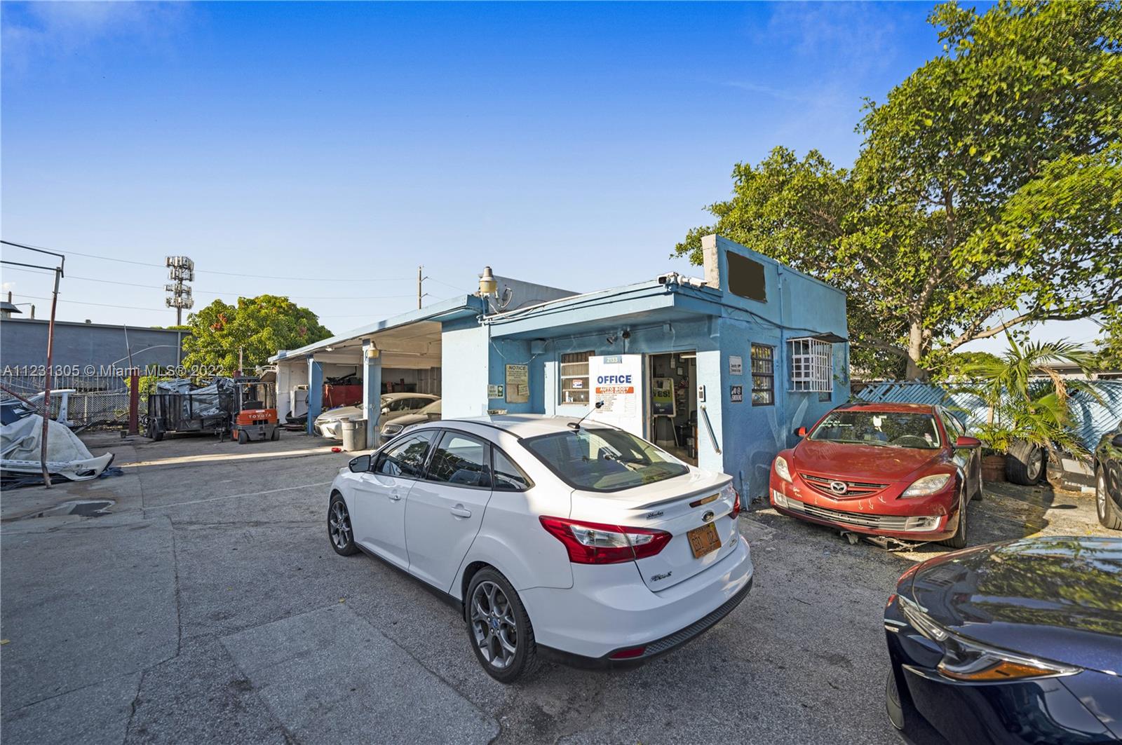 2133 Pembroke Road