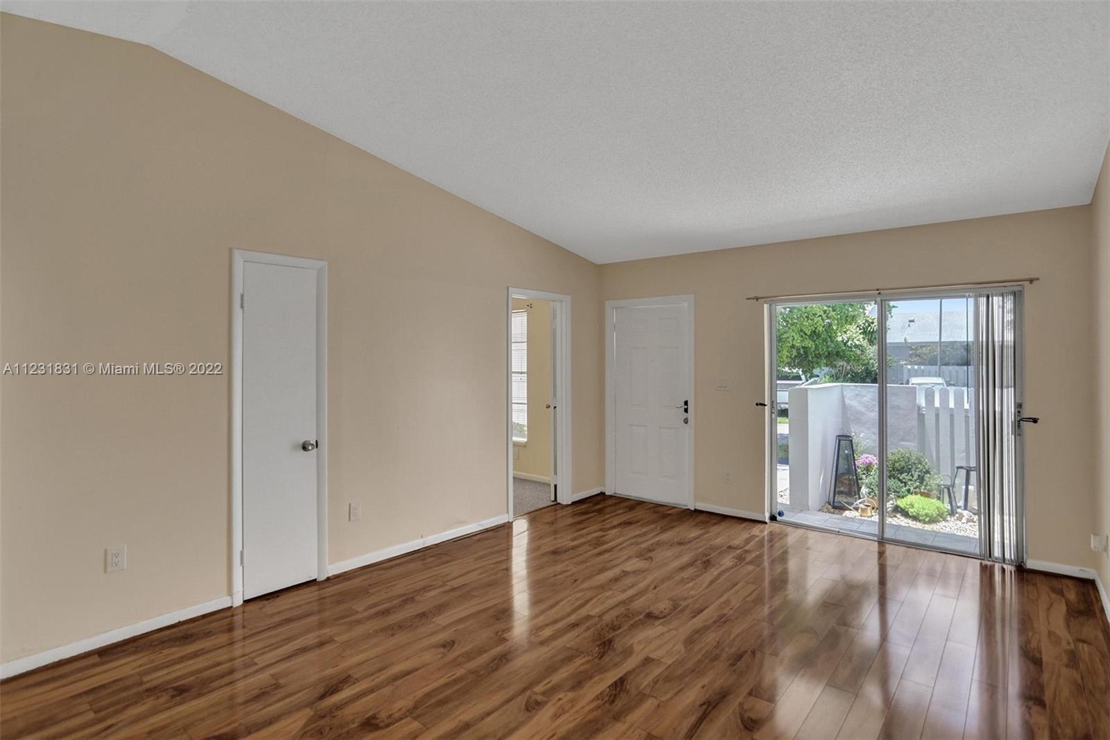 10363 SW 207th Ter Unit: 10363