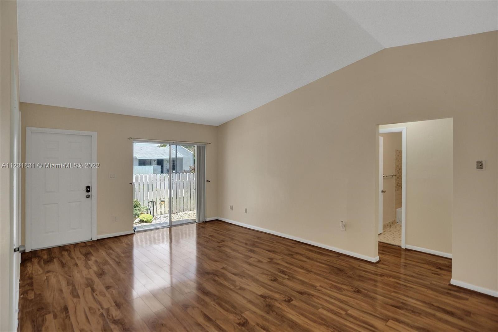 10363 SW 207th Ter Unit: 10363