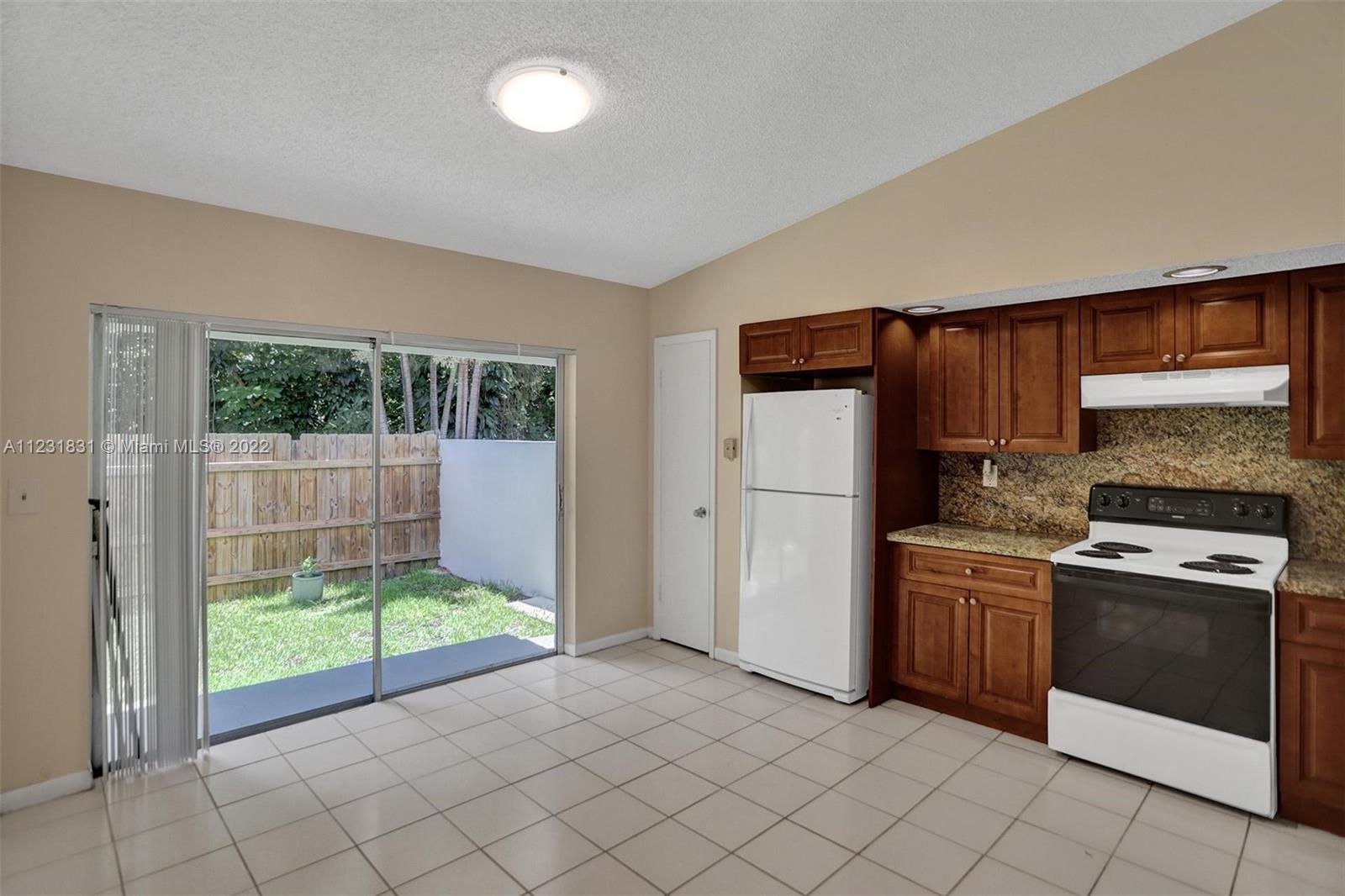 10363 SW 207th Ter Unit: 10363