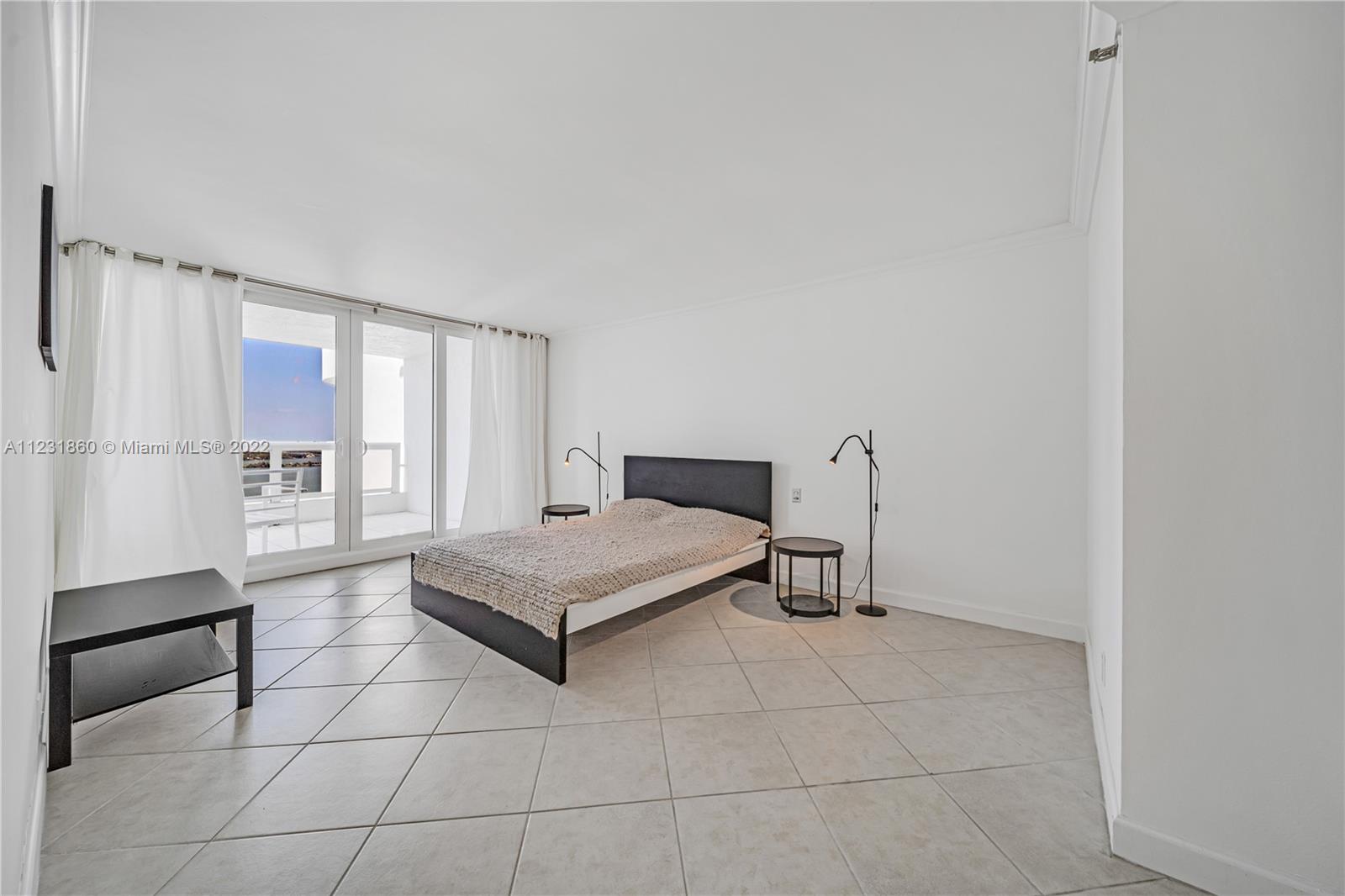 1717 N Bayshore Dr Unit: A-3538