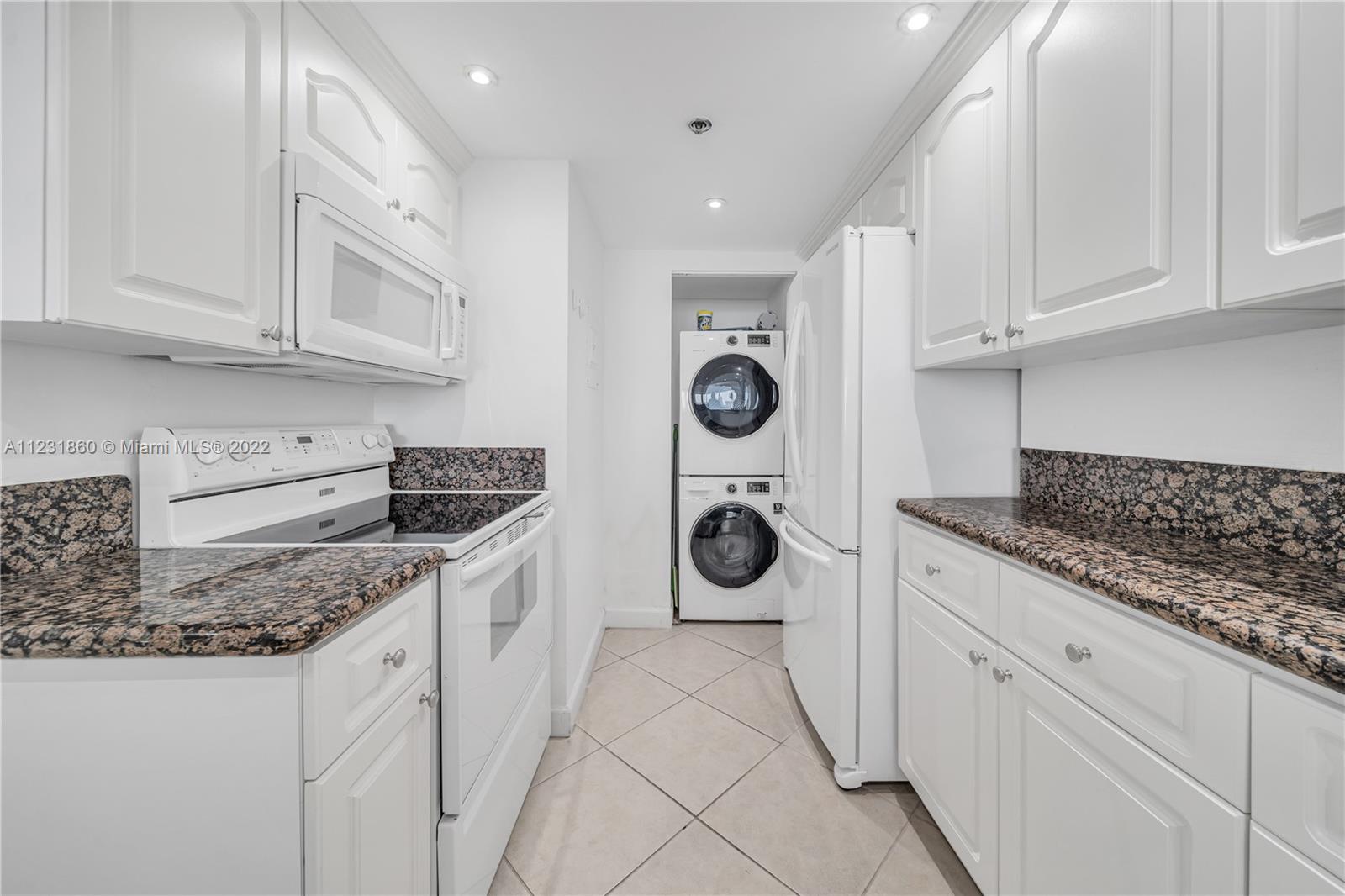 1717 N Bayshore Dr Unit: A-3538