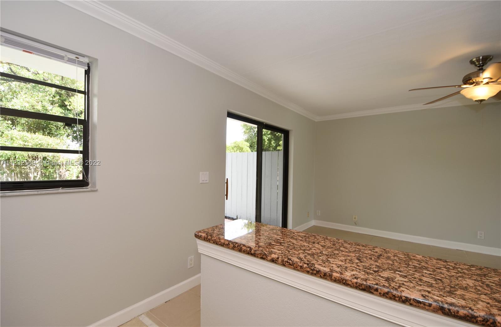 1401 NE 53rd St Unit: 111