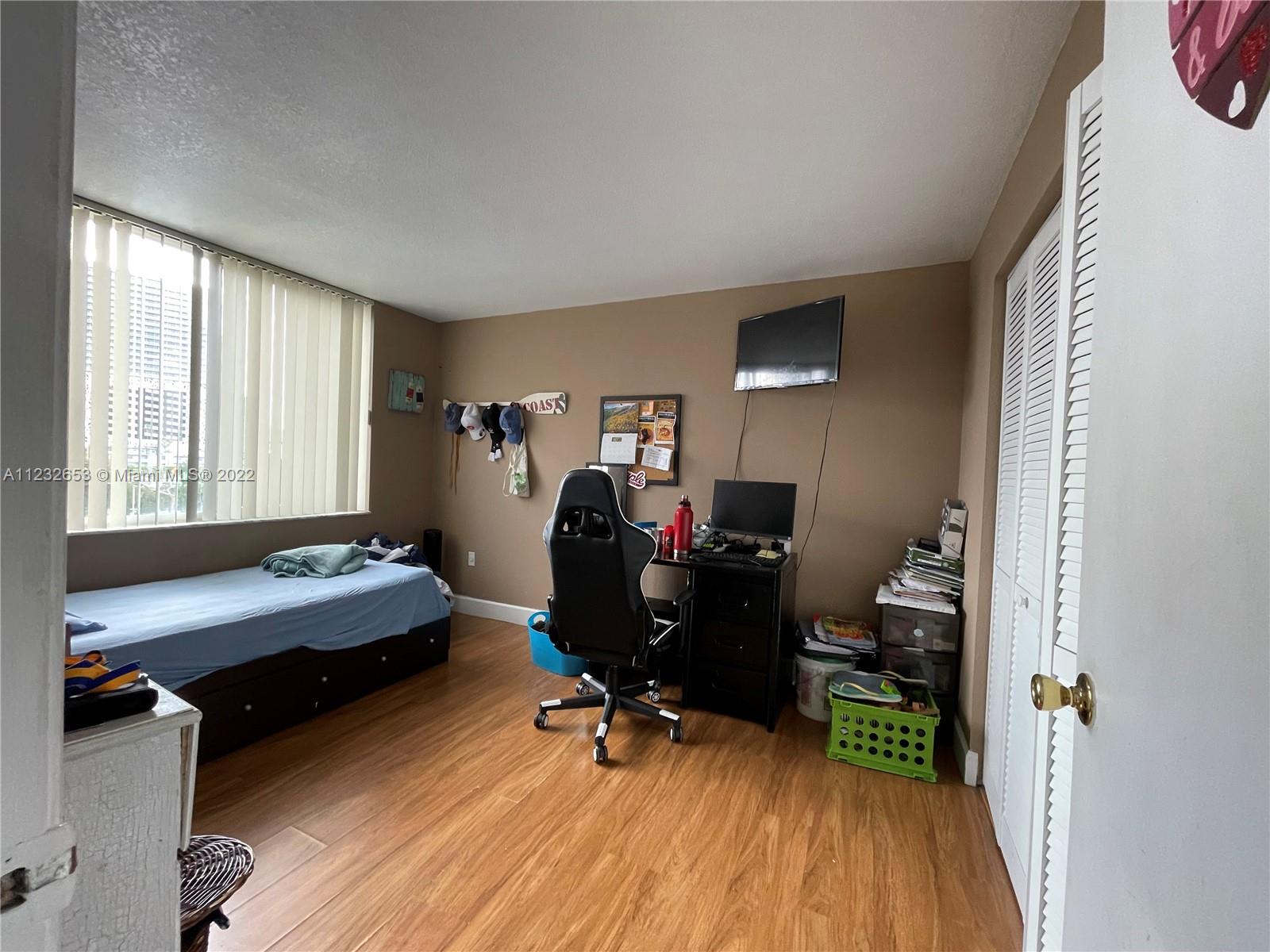 1720 NW North River Dr Unit: 410