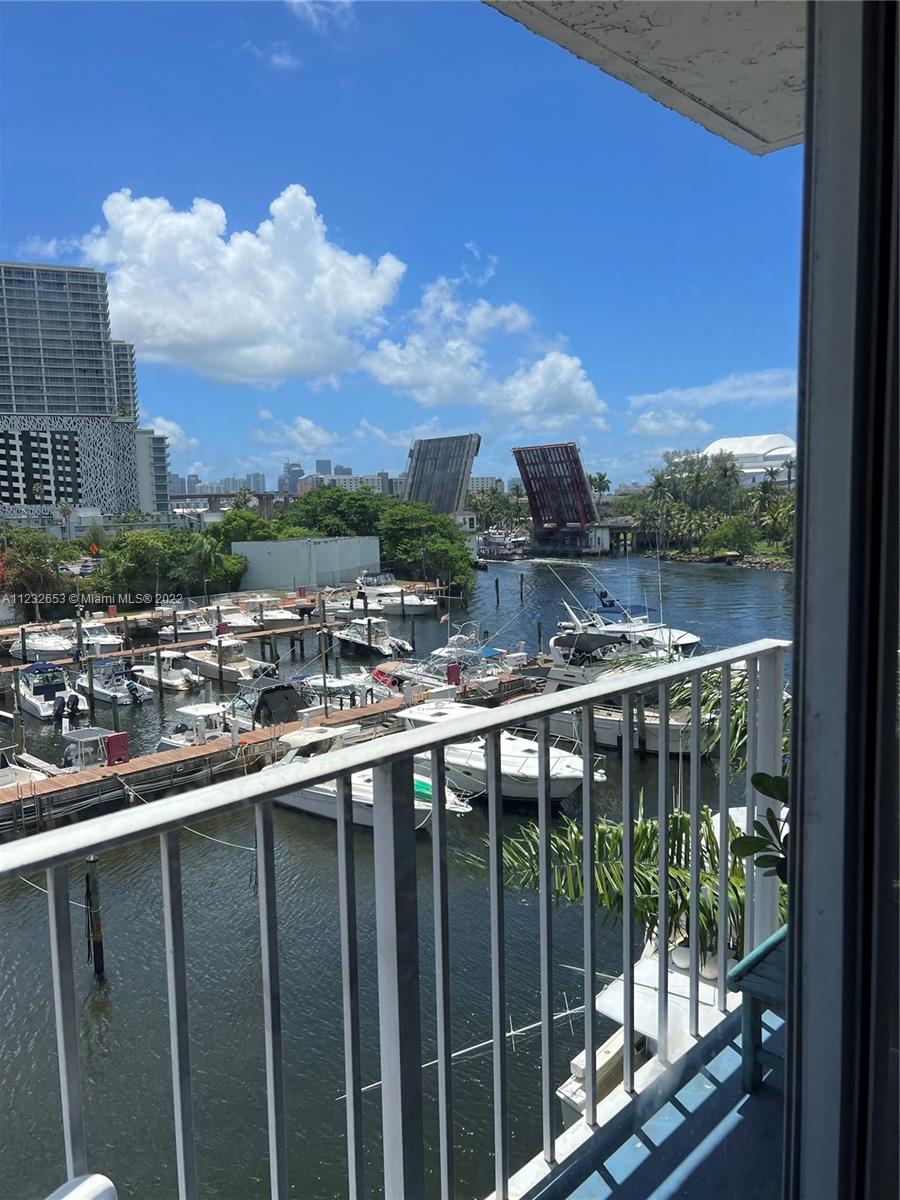1720 NW North River Dr Unit: 410