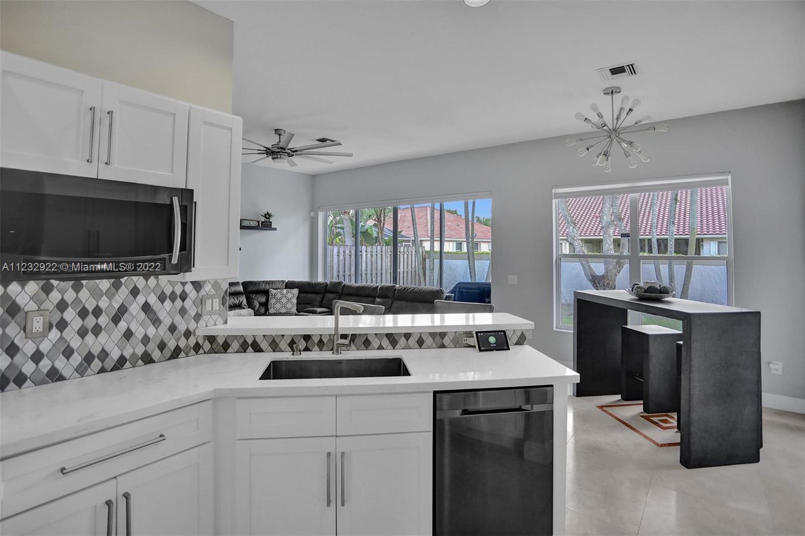 5113 NW 66th Ave