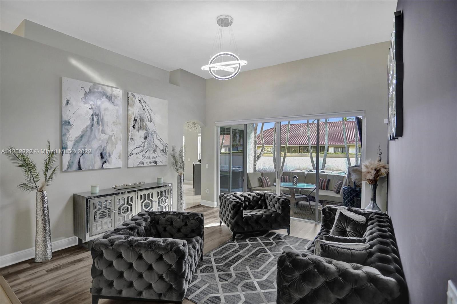 5113 NW 66th Ave