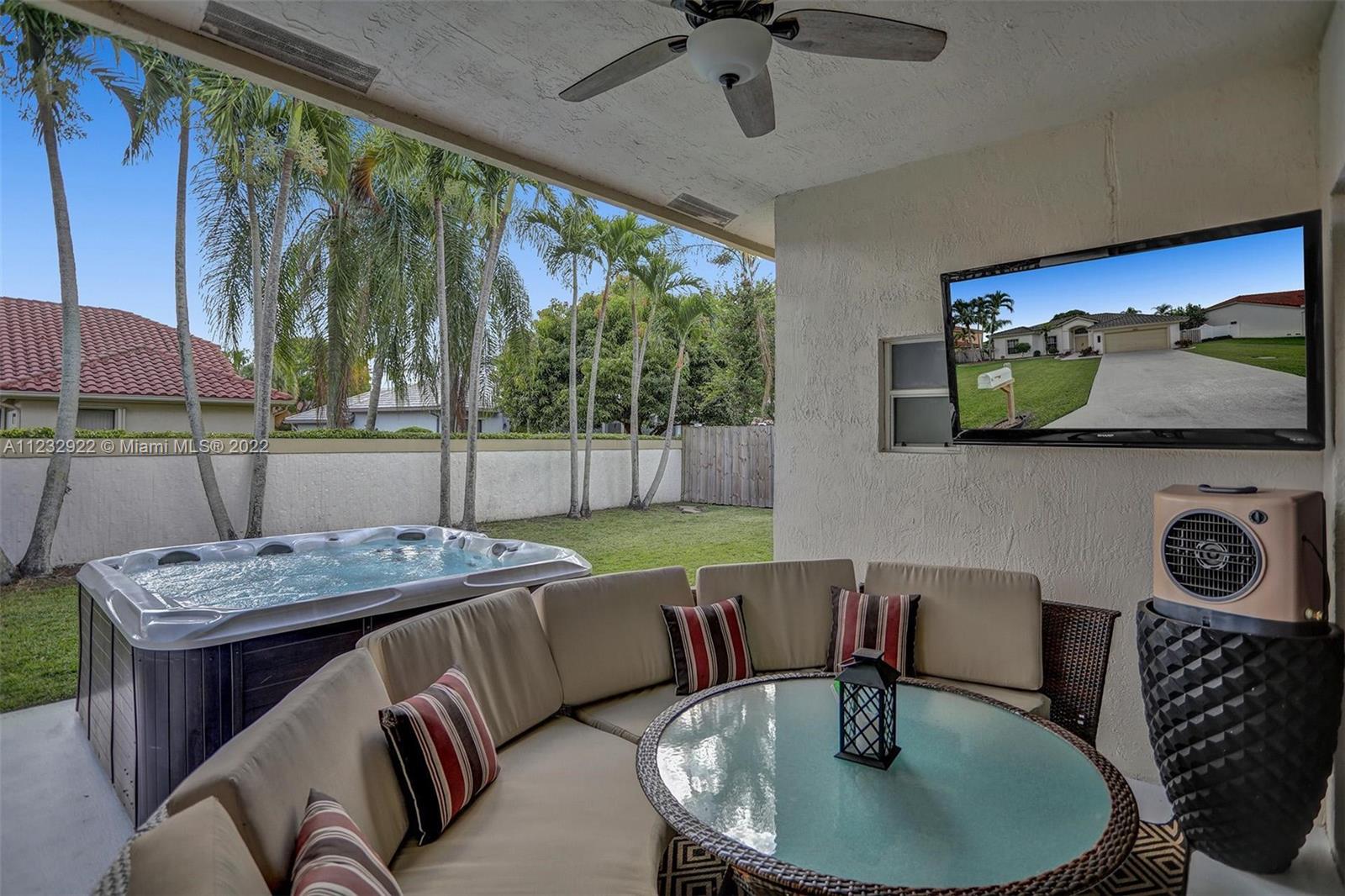 5113 NW 66th Ave