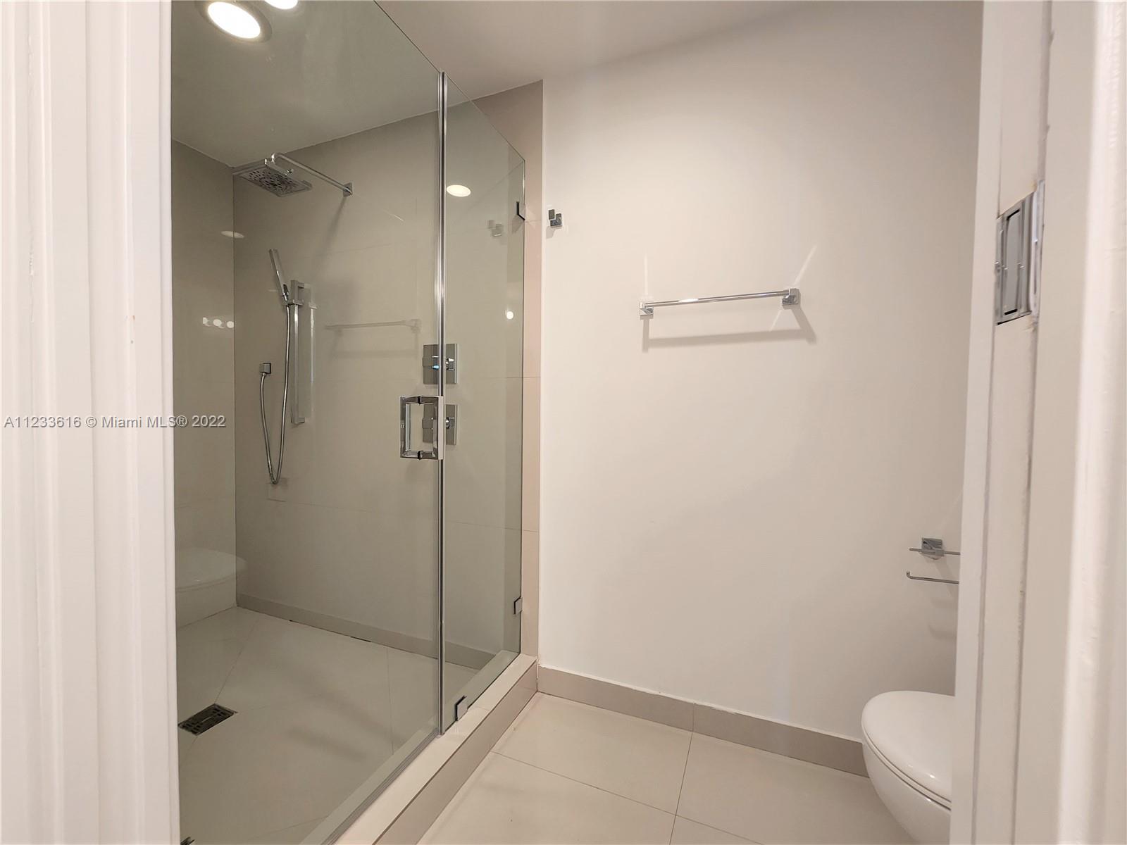 600 NE 27th St Unit: 3403