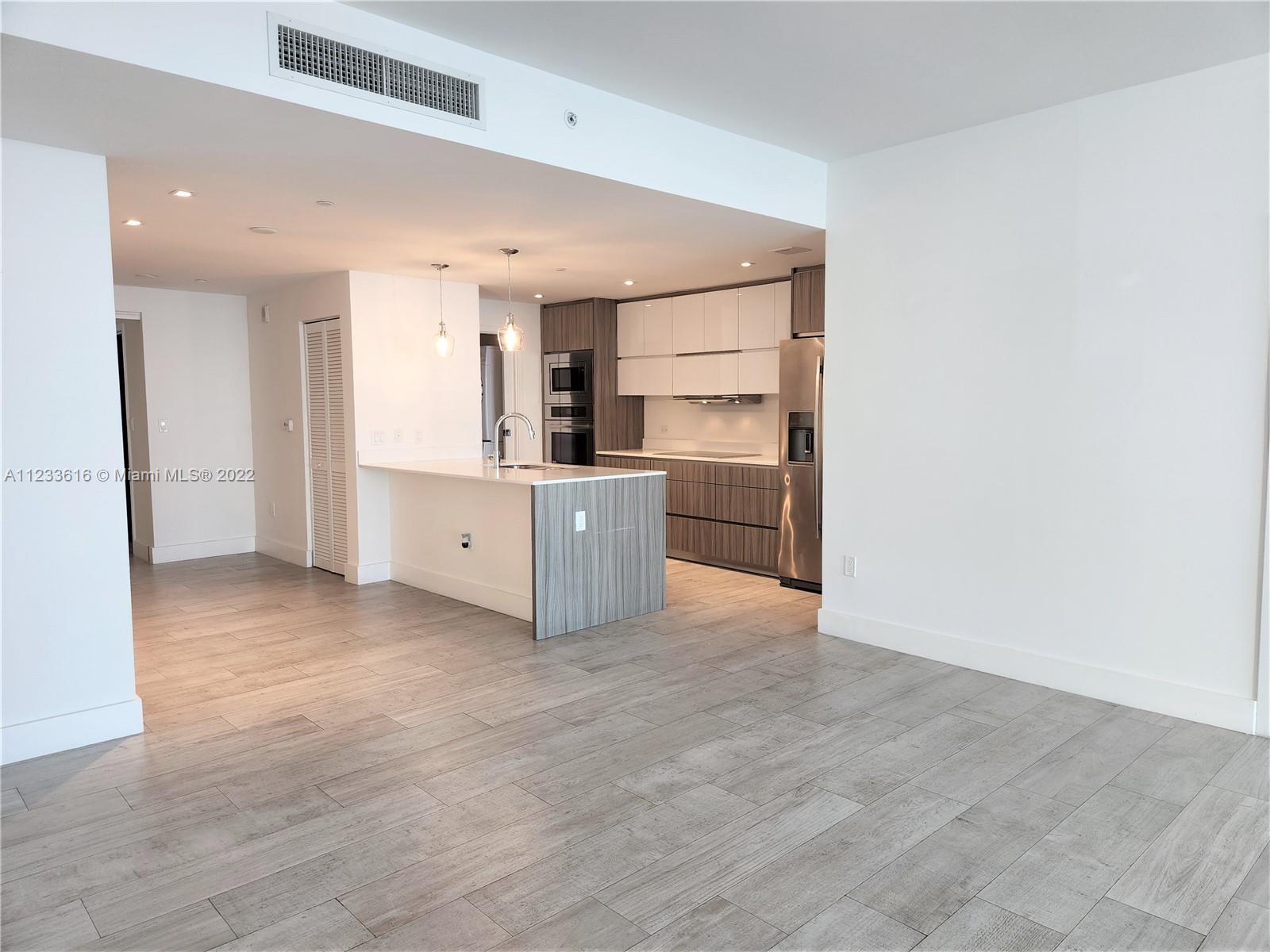 600 NE 27th St Unit: 3403