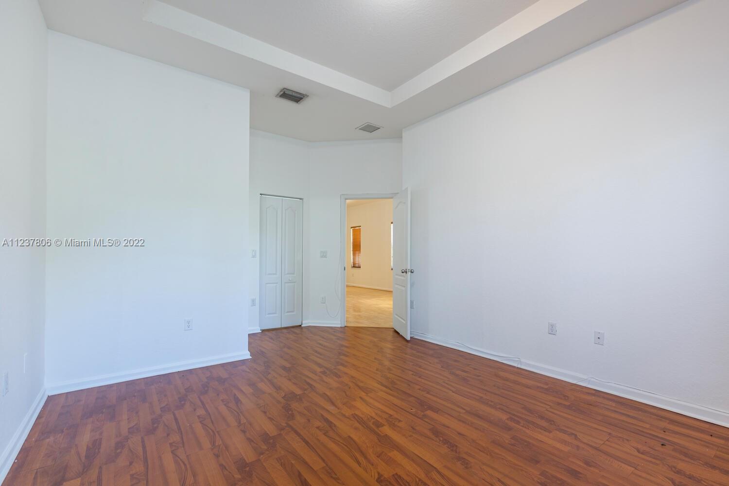 970 NE 37th Pl Unit: 970