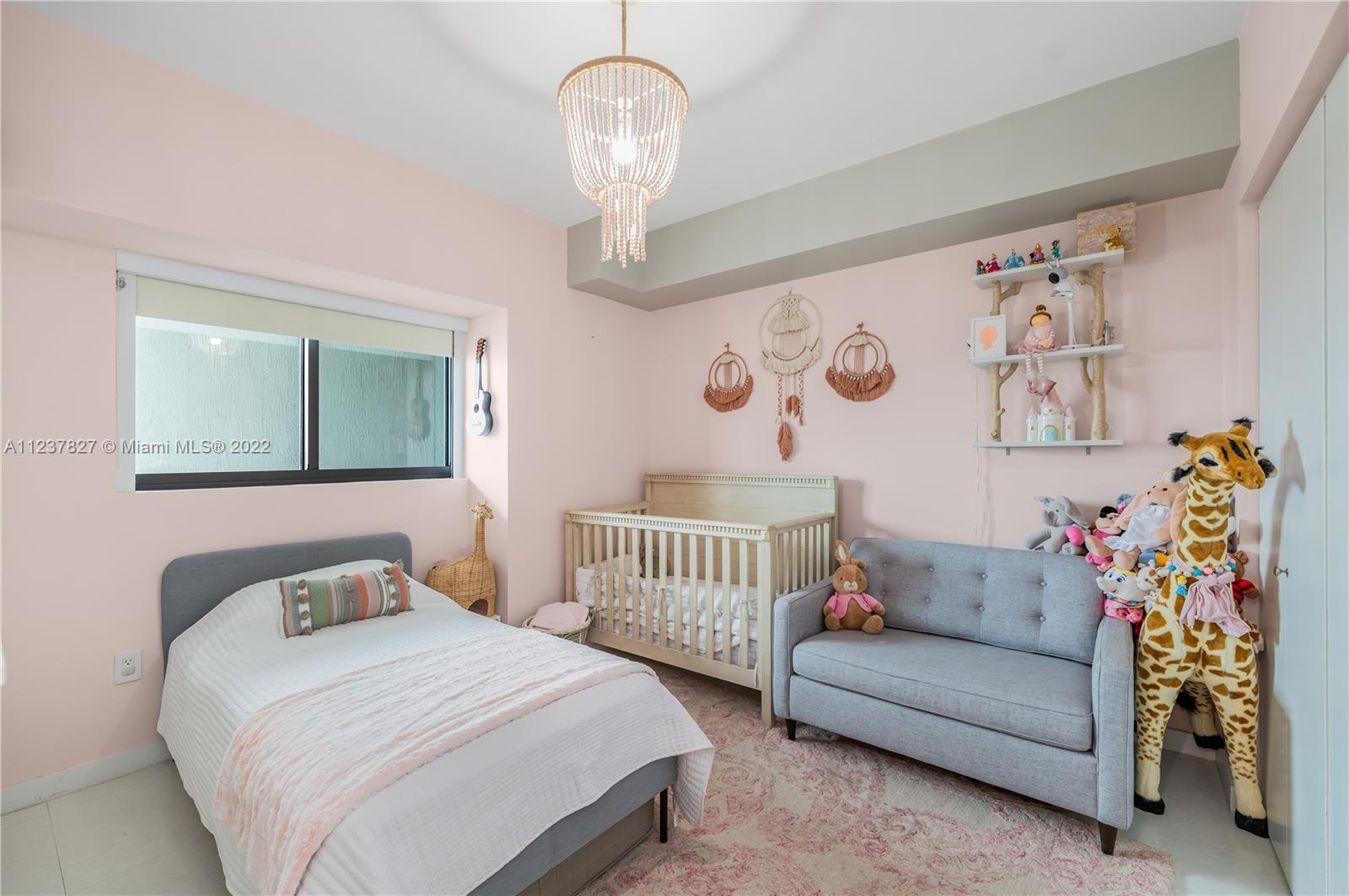 460 NE 28th St Unit: 2103